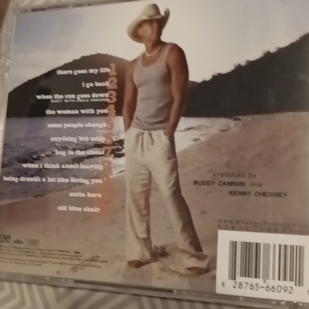 5 Kenny Chesney CDs - Picture 6 of 10